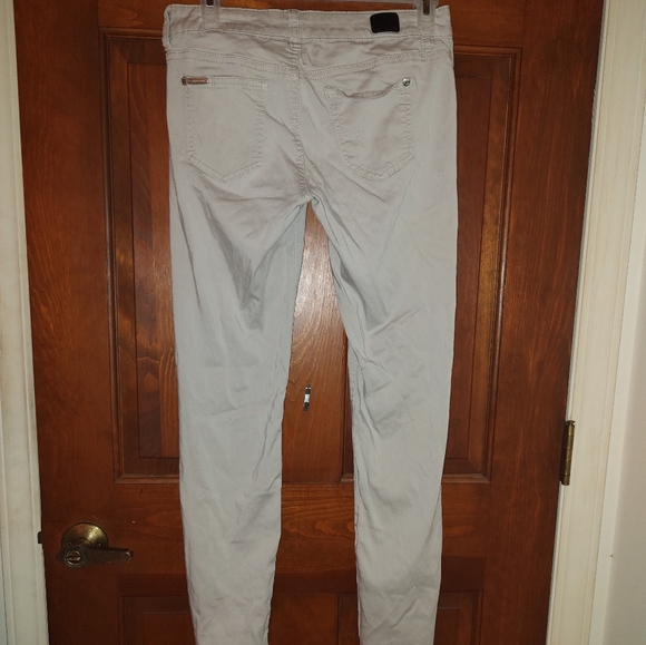 Celebrity pink jeans - Picture 3 of 3